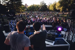 Webzine-Bienvenue sur ISL magazine-DJ en spectacle de plein air
