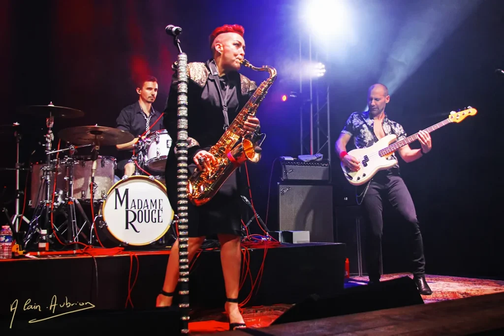 Le Croosroad Fête ses 5 ans - Le Crossroad de La Rochelle Sud fête son anniversaire-Concert de Madame Rouge